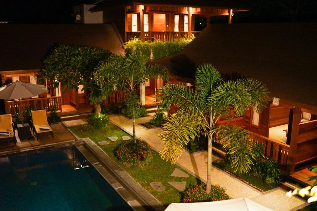 La'Villaris Hotel & Resto Kuta  ภายนอก รูปภาพ