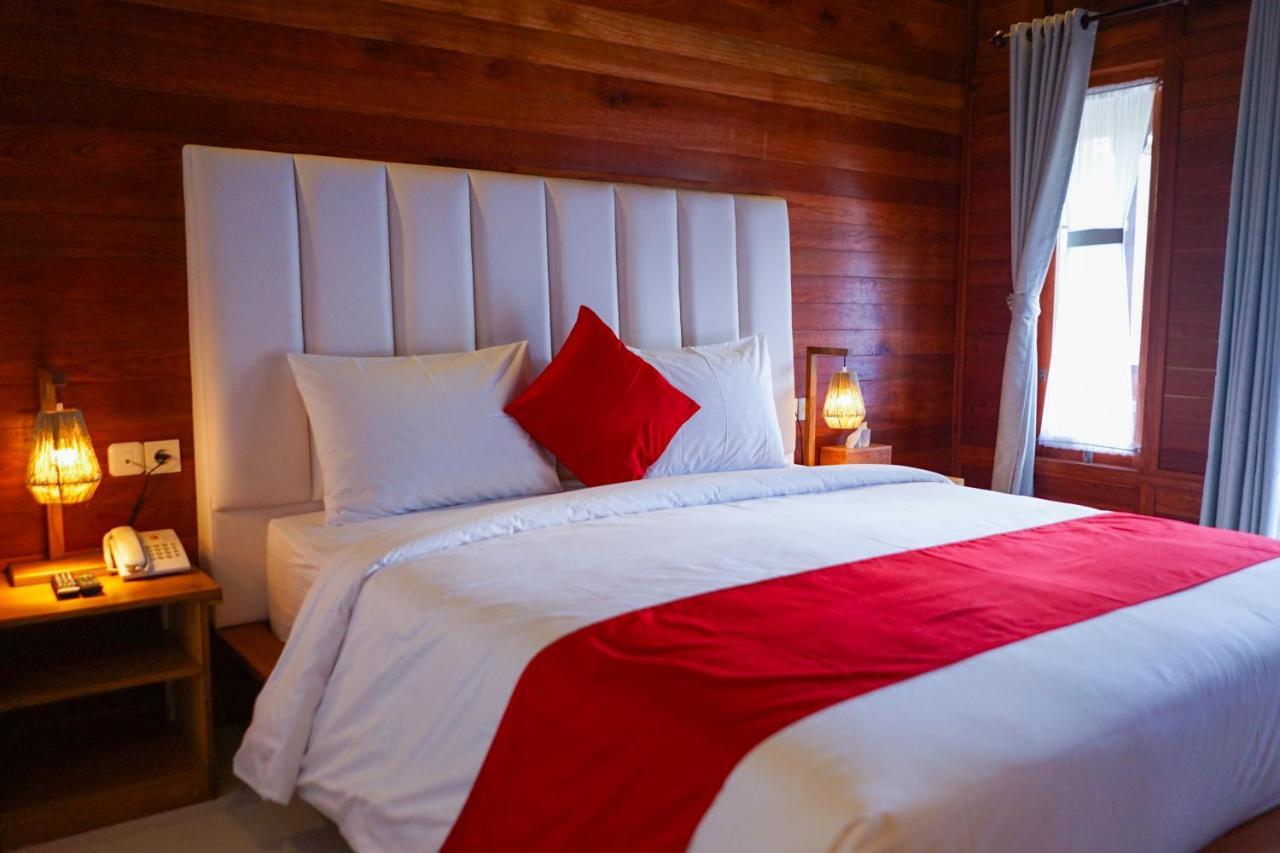 La'Villaris Hotel & Resto Kuta  ภายนอก รูปภาพ