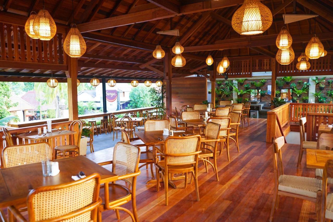 La'Villaris Hotel & Resto Kuta  ภายนอก รูปภาพ